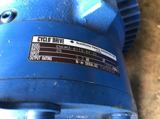 ขายมอเตอร์เกียร์ Cycro drive Sumitomo 3HP. 380V อัตราทด 1:25 made in Japan สภาพสวย หมุนนิ่ม พร้อมใช้งาน มี 2ตัวครับ ขายมอเตอร์เกียร์ Cycro drive Sumitomo 3HP. 380V อัตราทด 1:25 made in Japan สภาพสวย หมุนนิ่ม พร้อมใช้งาน มี 2ตัวครับ