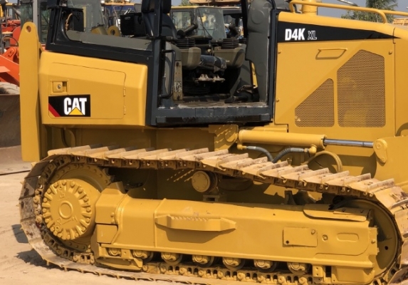 ขายรถดันดิน CAT D4K ปี 2015 (4,XXX ชั่วโมง) นำเข้าเองจากญี่ปุ่น สภาพสวยพร้อมใช้งาน มีVDOการทำงานครับ