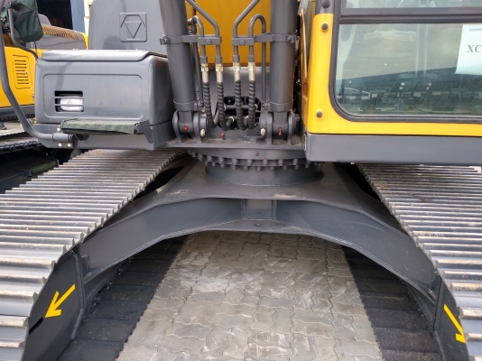 รถขุด 13 ตัน xcmg xe 135 c