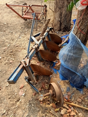 ผานติดรถไถน้อย