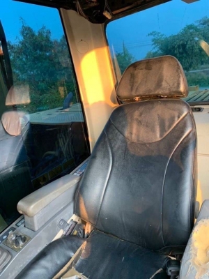 ขาย 895,000 บาท CATTERPILAR.  312 C  14,xxx ชม  เก่านอก 1  ปี มีไลน์หัวเจาะ  เครื่องดี ปั้มแรง เอวแน่น โซ่ใหม่ 2 ข้าง  ไฟฟ้าครบ แอรหนาว เอกสารสัญญา ซื้อขาย  สนใจ  นครปฐม  โทร 0610710295  สนใจ รายการสินค้า อื่นๆ ที่ เว็ปไชค์ Truck2Hand https://www.truck2h