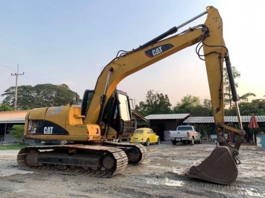 ขาย 895,000 บาท CATTERPILAR.  312 C  14,xxx ชม  เก่านอก 1  ปี มีไลน์หัวเจาะ  เครื่องดี ปั้มแรง เอวแน่น โซ่ใหม่ 2 ข้าง  ไฟฟ้าครบ แอรหนาว เอกสารสัญญา ซื้อขาย  สนใจ  นครปฐม  โทร 0610710295  สนใจ รายการสินค้า อื่นๆ ที่ เว็ปไชค์ Truck2Hand https://www.truck2h