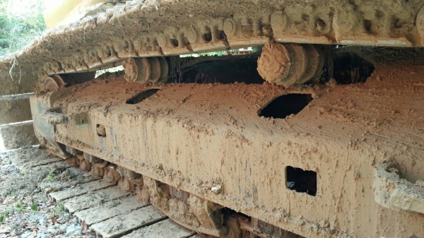 ขาย 1,950,000 CAT 320D2 TDZ เล่มทะเบียน รถทำงาน 7,400 ชม. สภาพเหมือนใหม่ ไฟ้ฟ้าครบ เครื่องดี ปั้มแรง เอวแน่น ช่วงล่างสวย รถสวยพร้มใช้งาน เอกสารพร้อมโอน รถอยู่ เพชรบุรี 090-772-3710 090-772-3708