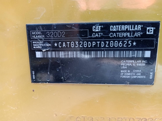 ขาย 1,950,000 CAT 320D2 TDZ เล่มทะเบียน รถทำงาน 7,400 ชม. สภาพเหมือนใหม่ ไฟ้ฟ้าครบ เครื่องดี ปั้มแรง เอวแน่น ช่วงล่างสวย รถสวยพร้มใช้งาน เอกสารพร้อมโอน รถอยู่ เพชรบุรี 090-772-3710 090-772-3708