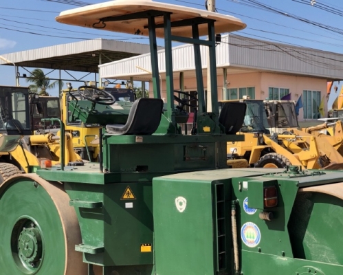 ขายรถบด 3 ล้อ DYNAPAC CS12 (2,xxx ชั่วโมง) นำเข้าเองจากญี่ปุ่น สภาพสวยพร้อมใช้ มีVDOการทำงานครับ ขายรถบด 3 ล้อ DYNAPAC CS12 (2,xxx ชั่วโมง) นำเข้าเองจากญี่ปุ่น สภาพสวยพร้อมใช้ มีVDOการทำงานครับ