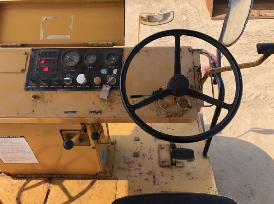 ขายรถบด 3 ล้อ DYNAPAC CS12 นำเข้าเองจากญี่ปุ่น สภาพสวยพร้อมใช้ มีVDOการทำงานครับ ขายรถบด 3 ล้อ DYNAPAC CS12 นำเข้าเองจากญี่ปุ่น สภาพสวยพร้อมใช้ มีVDOการทำงานครับ