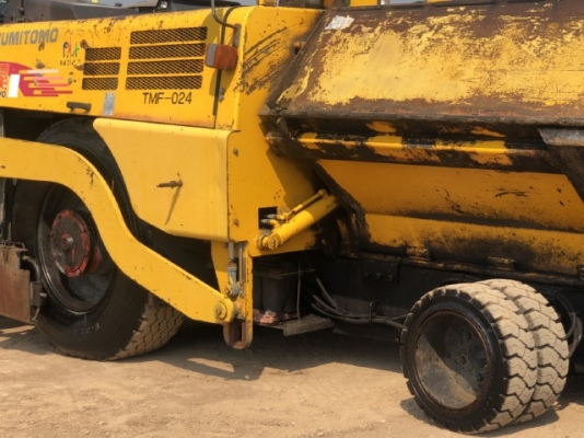 ขายรถปูยาง SUMITOMO HA31W-2 (ขนาด 3 เมตร) ปี 2002 นำเข้าเองจากญี่ปุ่น สภาพสวยพร้อมใช้ มีVDOการทำงานครับ