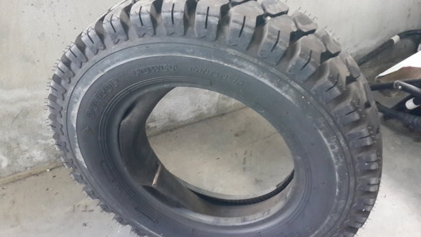 ขายยางลม รถยกโฟล์คลิฟท์ ขนาด 600-15 ,28&times;9-15 , 700-12 ,650-10,600-9 ยางญี่ปุ่น หรือ ไต้หวัน ค่ะ 0844591695 เหมี๋ยวค่ะ