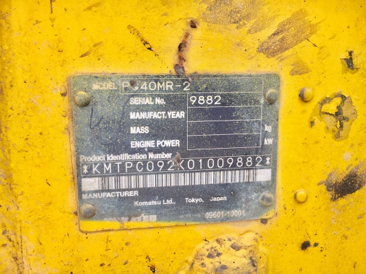 Komatsu PC40MR-2 5842ชั่วโมง นำเข้าจากญี่ปุ่น โทร. 080-6565422 (หนิง)