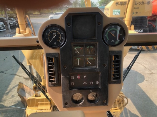 รถเกรด Cat140H-2ZK ปี2003 รถเก่านอก พร้อมริปเปอร์ท้าย ซีเรียสสูง