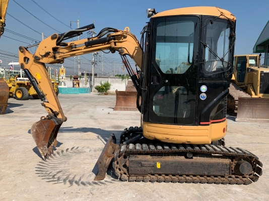 CAT 303SR รถสวยมาก นำเข้าจากญี่ปุ่น ชั่วโมงน้อย สภาพดีครับ