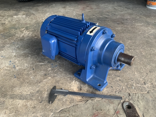 ขายมอเตอร์เกียร์ Cycro drive Sumitomo 3HP. 380V อัตราทด 1:6 made in Japan เพลาออกประมาณ 240 รอบต่อนาที สภาพสวย พร้อมใช้งาน