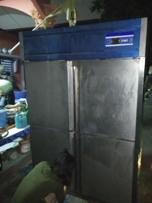ตู้แช่ขนาดใหญ่