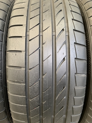 ล้อแม็ก Mazda 3 ขอบ 18 สีดำ แถมยาง 215-45-18 Dunlop ปี 16