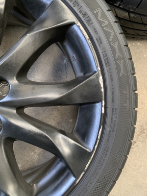 ล้อแม็ก Mazda 3 ขอบ 18 สีดำ แถมยาง 215-45-18 Dunlop ปี 16