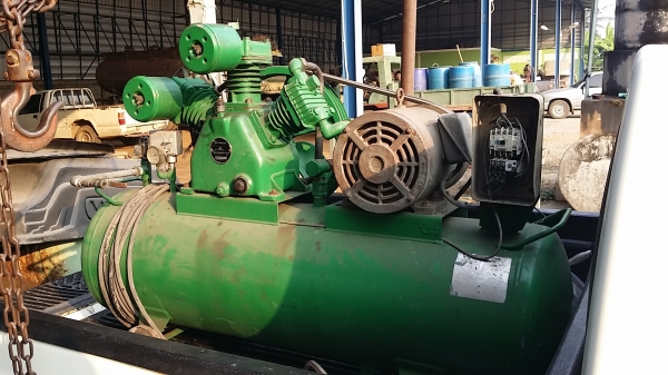 ปั้มลมญี่ปุ่น ฮิตาชิ 10 แรง ไฟ380