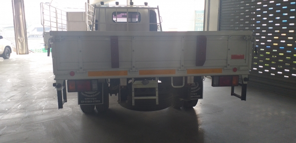ขาย6ล้อ ISUZU NPR 75K ปี2013 150แรงม้า