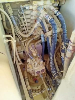 มาใหม่จ้า..KOMATSU PC120-6EZ เก่านอกแท้  เดิมๆๆ  เครื่องปั๊มแห้ง..มีลายแย๊ก..ใช้งานมาน้อย..โทร 089-3818694 จ๊อย