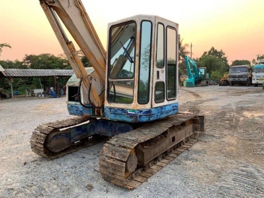 ขาย 265,000 บาท HANIX S&amp;B 800-2 เทียบเท่ากับ PC 80  เครื่องดี ปั้มแรง โซ่น่า เอวแน่น. ไฟฟ้าครบ ระบบพร้อมใช้. เอกสารอินวอย  สนใจ  นครปฐม โทร 0610710295  สนใจ รายการสินค้า อื่นๆ ที่ เว็ปไชค์ Truck2Hand https://www.truck2hand.com/index.php?actions=conten