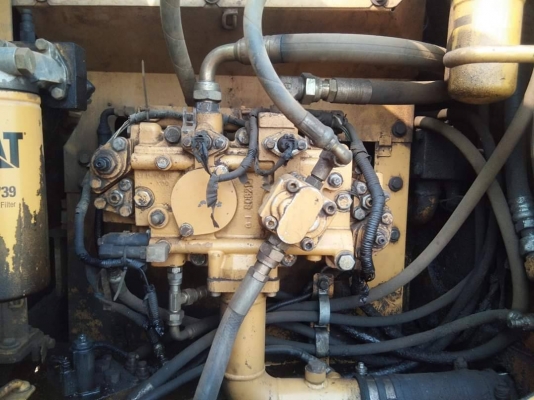 ขาย 850,000 CAT 315 D เล่มทะเบียน ไฟฟ้าครบ เครื่องดี ปั้มแรง เอวแน่น ช่วงล่างสวย รถพร้อมใช้งานเอกสารพร้อมโอน รถอยู่ ภาคกลาง 090-772-3710 090-772-3708