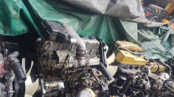 เครื่องยนต์ Mazda WL 2500cc เครื่องยนต์ Mazda WL 2500cc
