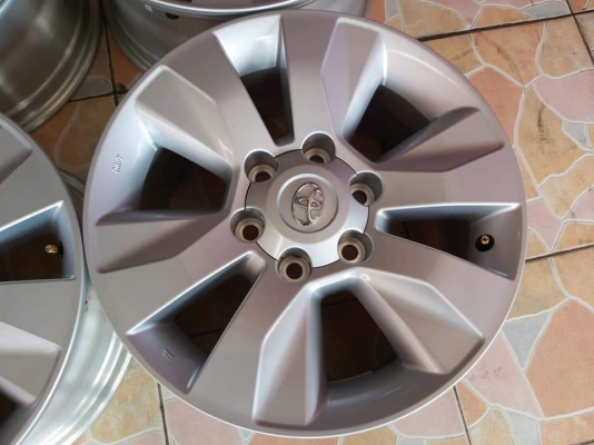 ล้อแม็กเปล่าถอดป้ายแดง Toyota Revo ขอบ 17 สภาพใหม่ ทั้งชุด 6,900.- เทิร์นได้ใส่ฟรี รับบัตร ส่งทั่วไทย