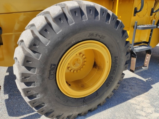 ขาย รถตักล้อยาง TCM L27-3 แขนยาวแท้จากญี่ปุ่น ยางใหม่ 4เส้น ใช้งานยาวๆ รถสวยกริ๊บ โทร.090-986-2521 อ๊อบ