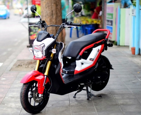 zoomer x 2018 สีขาวดำ ตัวใหม่ไมล์ดิจิตอล รถสวยเดิมๆ 35900