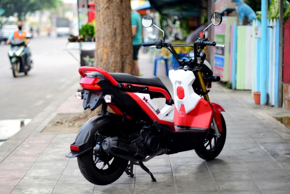 zoomer x 2018 สีขาวดำ ตัวใหม่ไมล์ดิจิตอล รถสวยเดิมๆ 35900