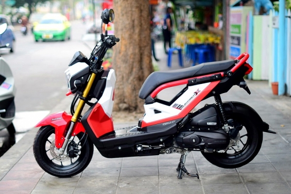 zoomer x 2018 สีขาวดำ ตัวใหม่ไมล์ดิจิตอล รถสวยเดิมๆ 35900