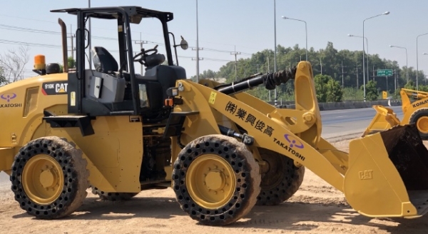 ขายรถตักล้อยาง CAT 910K ปี 2015 แขนยาวพิเศษ นำเข้าเองจากญี่ปุ่น สภาพสวยพร้อมใช้งาน มีVDOการทำงานครับ