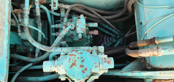 SK200mark5-super. รถนอกยังไม่ได้ใช้ในไทยราคา850,000 สนใจโทร081-989-1989หรั่งครับ