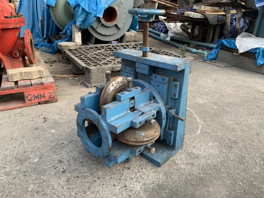 ขายเครื่องดัด-คลึงเหล็กเส้น สภาพสวย แท่นแข็งแรง พร้อมใช้งาน