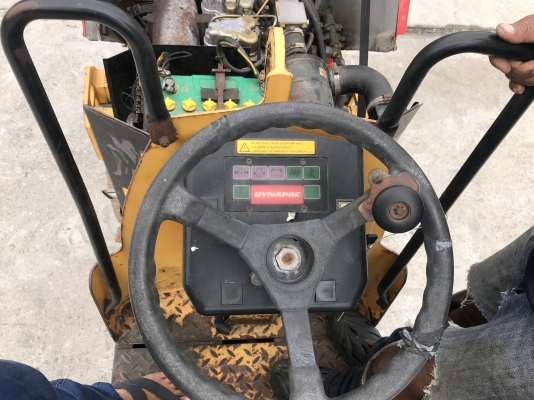 รถบด2ตันDYNAPACรุ่นCC92รถนอกนำเข้าไม่เคยใช้งานในไทยเอวอ่อนขับ2เพลาเครื่องดอยซ์2สูบสภาพดี0818302909จิรโรจน์ Line: jiraroj2909