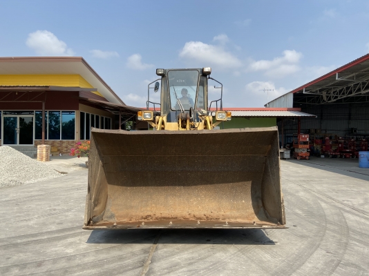 ขายรถตักKOMATSUรุ่นWA300-1นำเข้าญี่ปุ่นไม่เคยใช้งานในไทย เอวอ่อน  เครื่องโคมัสสุ6สูบ สภาพดีพร้อมใช้งาน 081-8302909 จิรโรจน์ Line  :  jiraroj2909