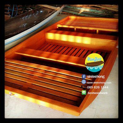 เรือไม้ กว้าง 120 ซม ยาว 300 ซม สำหรับพานั่งท่องเที่ยวนั่ง นั่งได้ 5-6 คน (ส่งทั่วประเทศ)