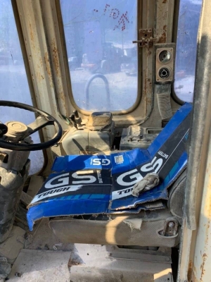 (heart)ขาย 475,000 บาท (heart) รถตักล้อยาง KAWASAKI  85ZA ชีเรียลสูง  85N2-7060 เครื่องดี ปั้มแรง เอวแน่น ระบบเบรคใช้งานปกติ  รถพร้อมใช้ เอกสารเล่มทะเบียน.  สนใจ  สระบุรี โทร 0610710295  สนใจ รายการสินค้า อื่นๆ ที่ เว็ปไชค์ Truck2Hand https://www.truck2ha