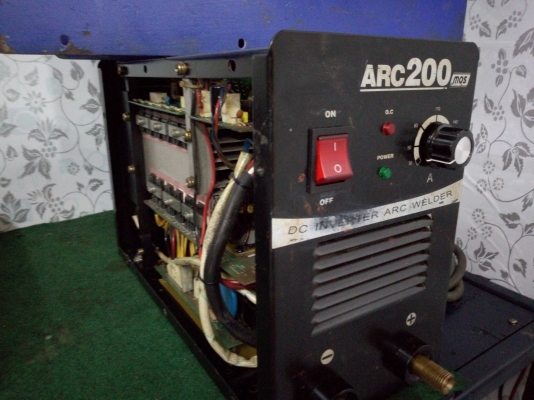 ตู้เชื่อมญี่ปุ่นมือสอง200มอสเฟทcab6ตัว