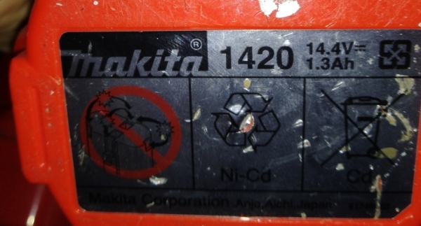 สว่านกระแทกไร้สาย Makita สว่านกระแทกไร้สาย Makita