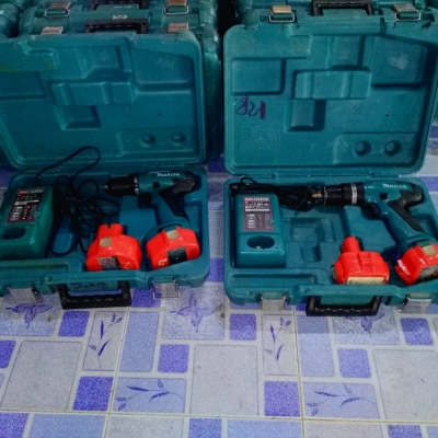 สว่านกระแทกไร้สาย Makita สว่านกระแทกไร้สาย Makita