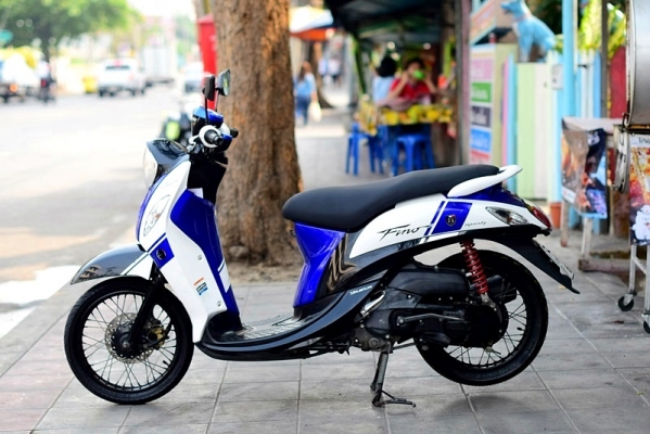 fino sport สีนํ้าเงินดำ เครื่องเดิม หัวฉีดประหยัดน้ำมัน 22900