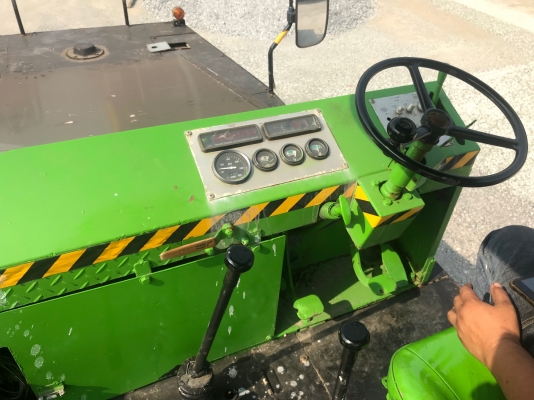 ขายรถบดล้อยางKOMATSUรุ่นJW210นำเข้าญี่ปุ่น ไม่เคยใช้งานในไทยมีเอกสารพร้อม เครื่องอีซูซุ6สูบสภาพดีพร้อมใช้งาน มีให้เลือกหลายคัน ขายถูกๆ081-8302909จิรโรจน์ Line  : Jiraroj2909