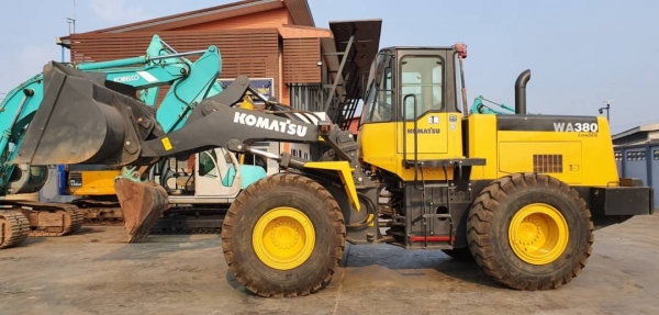 ขายด่วน650,000฿รถตักKOMATSU.WA380-3Aเอวอ่อนขับ4ล้อเกียรท็อกโลฮายรถนอกนำเข้าขนาดใหญ่16ตันตัก2.5คิวยกสูง4เมตรตักขึ้นรถ10ล้อได้รถนอกนำเข้ามาใหม่ยังไม่ได้ใช้งานในไทยเลย ขายด่วน650,000฿รถตักKOMATSU.WA380-3Aเอวอ่อนขับ4ล้อเกียรท็อกโลฮายรถนอกนำเข้าขนาดใหญ่16ตันตัก2.5คิวยกสูง4เมตรตักขึ้นรถ10ล้อได้รถนอกนำเข้ามาใหม่ยังไม่ได้ใช้งานในไทยเลย
