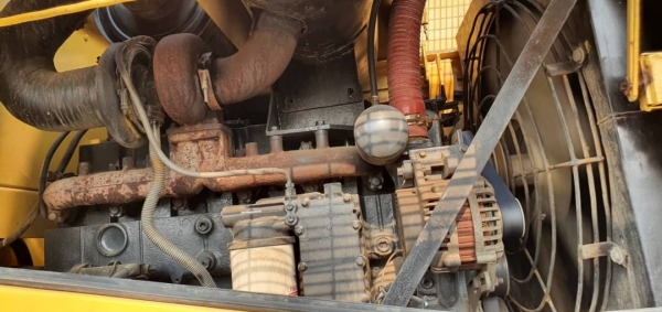 ขายด่วน650,000฿รถตักKOMATSU.WA380-3Aเอวอ่อนขับ4ล้อเกียรท็อกโลฮายรถนอกนำเข้าขนาดใหญ่16ตันตัก2.5คิวยกสูง4เมตรตักขึ้นรถ10ล้อได้รถนอกนำเข้ามาใหม่ยังไม่ได้ใช้งานในไทยเลย ขายด่วน650,000฿รถตักKOMATSU.WA380-3Aเอวอ่อนขับ4ล้อเกียรท็อกโลฮายรถนอกนำเข้าขนาดใหญ่16ตันตัก2.5คิวยกสูง4เมตรตักขึ้นรถ10ล้อได้รถนอกนำเข้ามาใหม่ยังไม่ได้ใช้งานในไทยเลย