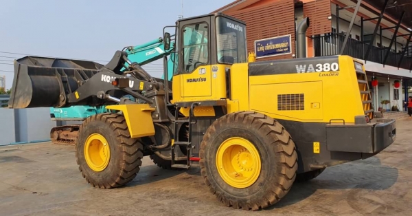 ขายด่วน650,000฿รถตักKOMATSU.WA380-3Aเอวอ่อนขับ4ล้อเกียรท็อกโลฮายรถนอกนำเข้าขนาดใหญ่16ตันตัก2.5คิวยกสูง4เมตรตักขึ้นรถ10ล้อได้รถนอกนำเข้ามาใหม่ยังไม่ได้ใช้งานในไทยเลย ขายด่วน650,000฿รถตักKOMATSU.WA380-3Aเอวอ่อนขับ4ล้อเกียรท็อกโลฮายรถนอกนำเข้าขนาดใหญ่16ตันตัก2.5คิวยกสูง4เมตรตักขึ้นรถ10ล้อได้รถนอกนำเข้ามาใหม่ยังไม่ได้ใช้งานในไทยเลย