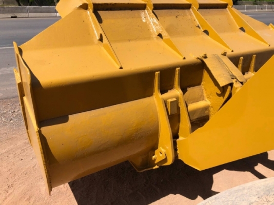 ขายรถตักล้อยาง CAT 936E นำเข้าเองจากญี่ปุ่น สภาพสวยพร้อมใช้ มีVDOการทำงานครับ ขายรถตักล้อยาง CAT 936E นำเข้าเองจากญี่ปุ่น สภาพสวยพร้อมใช้ มีVDOการทำงานครับ