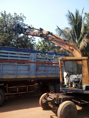 ขายPW60ติดคีบไม้คอแข็งหมุนรอบ ขายPW60ติดคีบไม้คอแข็งหมุนรอบ