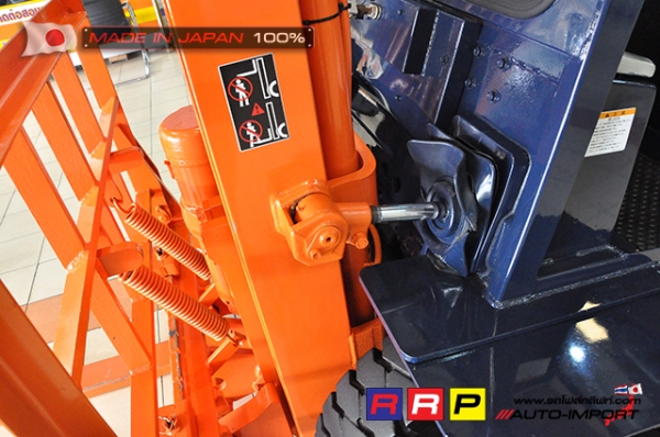 ขายรถโฟล์คลิฟท์มือสอง TOYOTA รุ่น 5FD30-41446 นำเข้าจากประเทศญี่ปุ่น 100\% ไม่เคยใช้งานในไทย