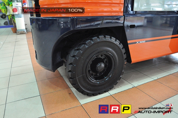 ขายรถโฟล์คลิฟท์มือสอง TOYOTA รุ่น 5FD30-41446 นำเข้าจากประเทศญี่ปุ่น 100\% ไม่เคยใช้งานในไทย