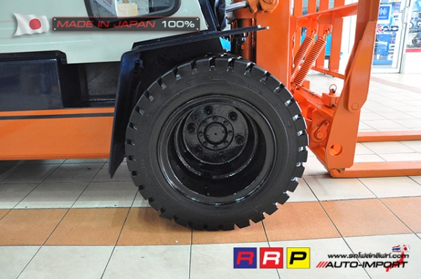 ขายรถโฟล์คลิฟท์มือสอง TOYOTA รุ่น 5FD30-41446 นำเข้าจากประเทศญี่ปุ่น 100\% ไม่เคยใช้งานในไทย